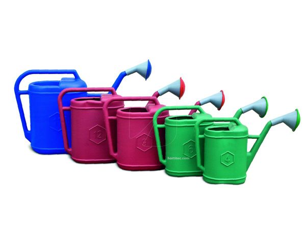 17 L watering can