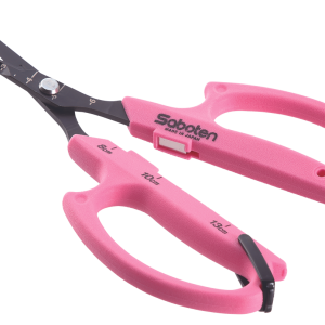 Tijera automática angulada rosa Saboten